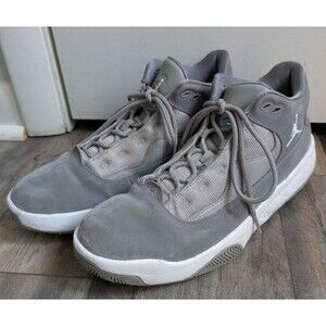 Jordan Men's Max Aura 2 "Medium Gray" Basketball Shoes CK6636-012 Men's 10 & COA